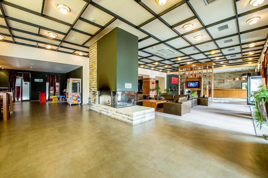 Snezhanka Hotel 팜포로보 외부 사진